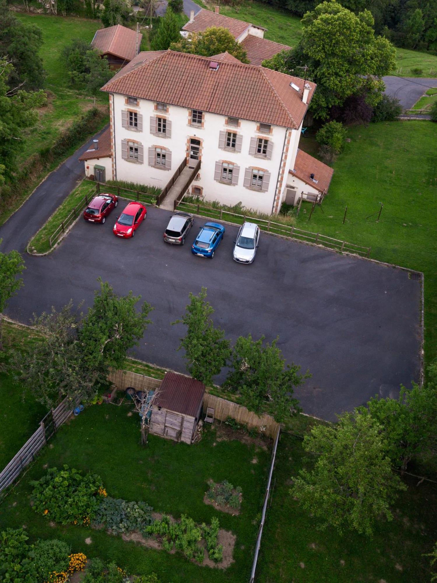 Gite Des 3 Etangs Malvieres Exterior photo